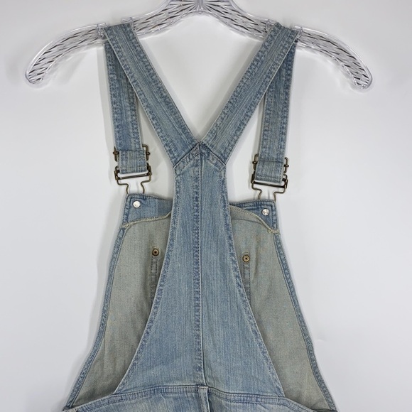 Mossimo Supply Co. Light Wash Shortalls - Picture 5 of 11